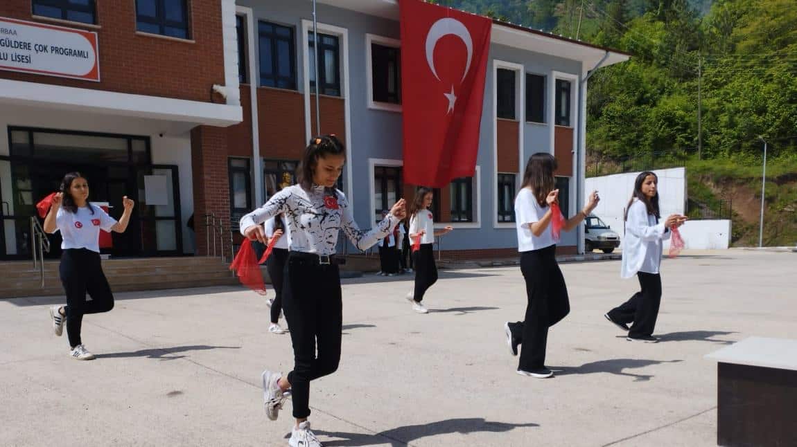 19 Mayıs Atatürk'ü Anma, Gençlik ve Spor Bayramı Kutlu Olsun.
